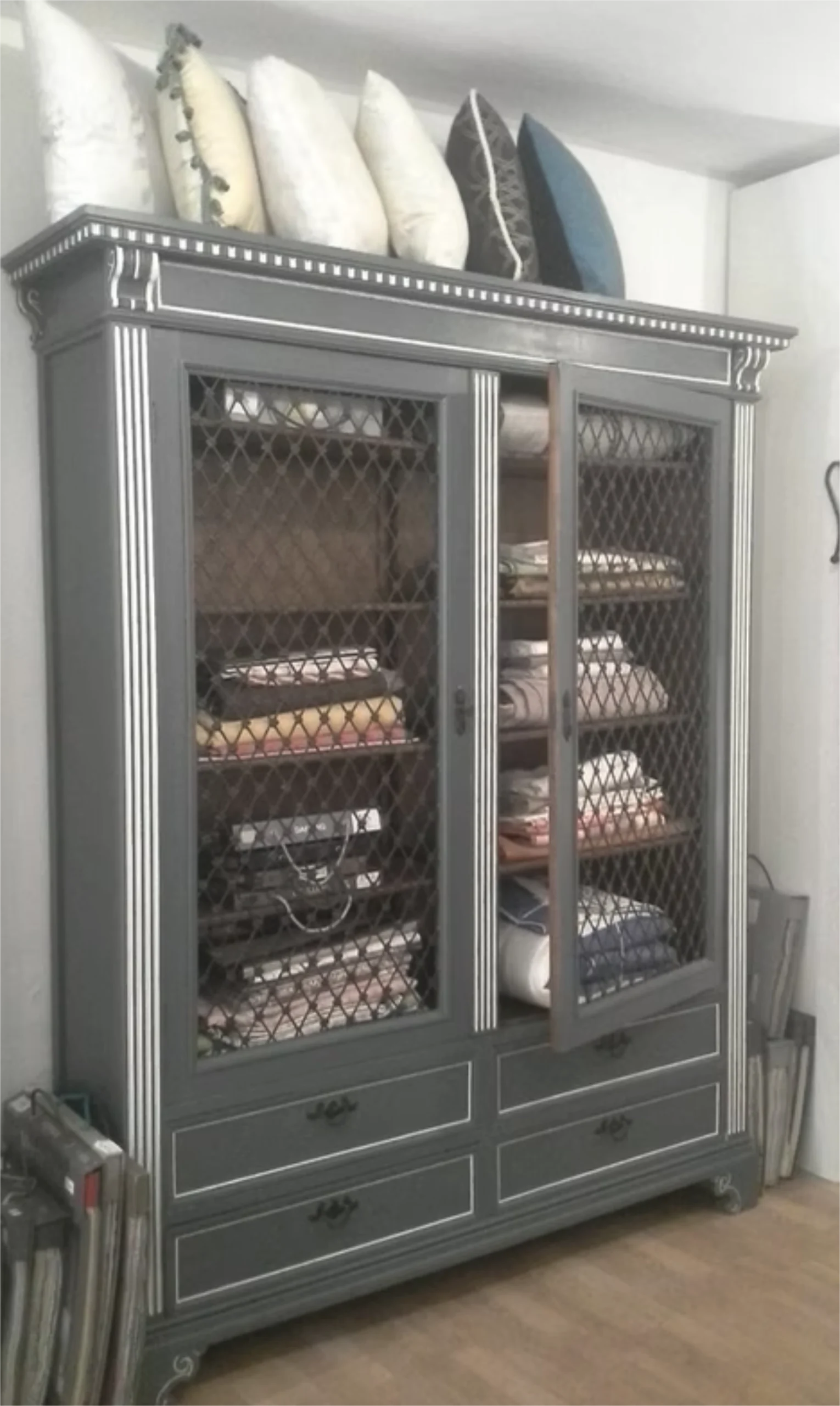 Ristrutturazione interni Genova - mobile