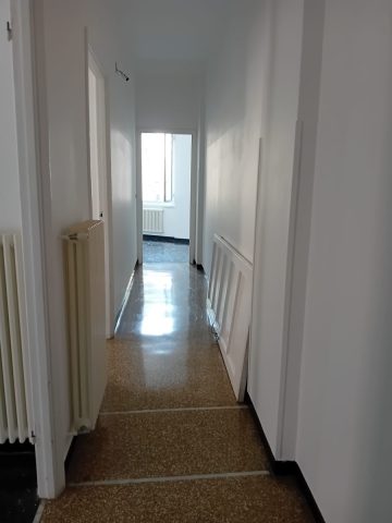 Il corridoio che porta alla camera da letto e alla vecchia camera